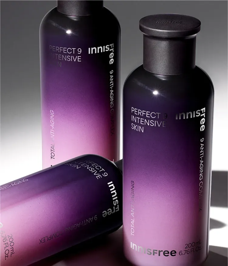 주름개선, 피부결케어, 피부개선, 주름개선, 안색개선, 윤기, 보습, 탄력, 미백, 수분공급 9가지 피부 고민을 케어해주는 이니스프리 토탈 안티에이징 스킨케어 세트