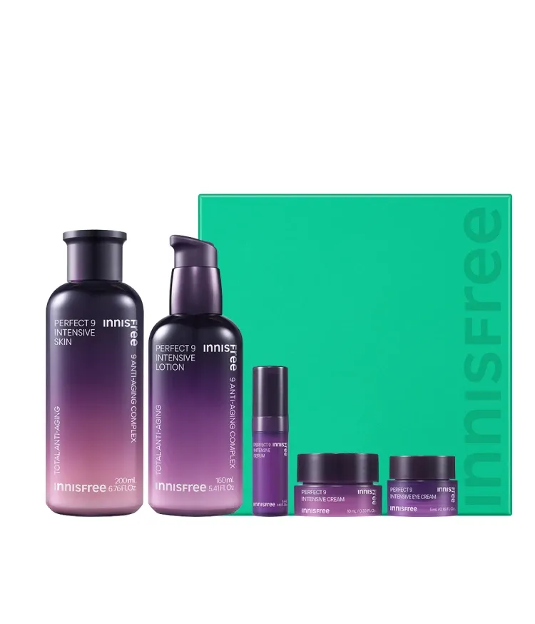 주름개선, 피부결케어, 피부개선, 주름개선, 안색개선, 윤기, 보습, 탄력, 미백, 수분공급 9가지 피부 고민을 케어해주는 이니스프리 토탈 안티에이징 스킨케어 세트