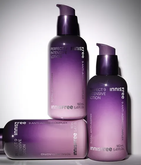 주름개선, 피부결케어, 피부개선, 주름개선, 안색개선, 윤기, 보습, 탄력, 미백, 수분공급 9가지 피부 고민을 케어해주는 이니스프리 토탈 안티에이징 스킨케어 세트