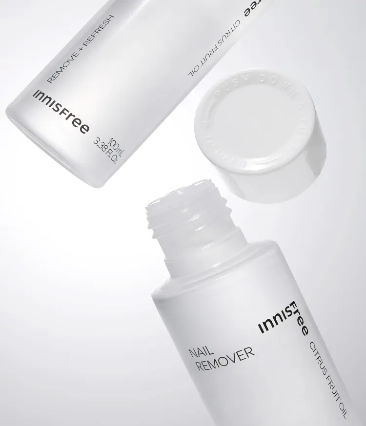 퀵앤이지! 네일 컬러를 빠르고 깔끔하게 제거해주고 제주 감귤 오일 성분으로 손톱에 영양을 더해주는 네일 리무버. 고발색 네일부터 펄까지 한 번에 깔끔하게 제거하는 우수한 세정력! 감귤 오일 성분으로 산뜻 촉촉한 마무리감과 손톱 보습 영양까지 책임지는 이니스프리 네일 리무버