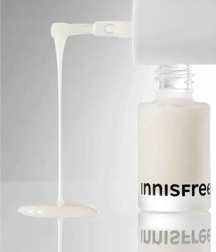 약해진 손톱 갈라지는 손톱에 강력한 보호막을 형성해 건강한 손톱으로 가꿔주는 네일 강화제. 네일 착색을 줄여주는 베이스로도 추천! 아르간커넬 오일과 제주 감귤 오일 성분으로 손톱에 영양감을 주고 건강한 네일로 완성시켜주는 이니스프리 네일 강화제