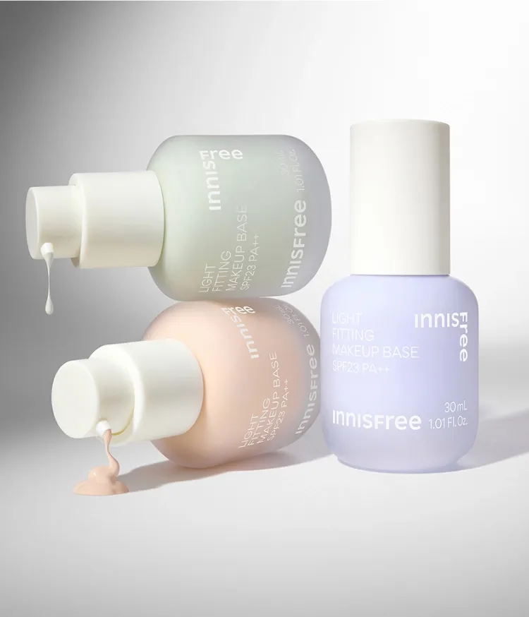 촉촉하고 가벼운 텍스처로 피부를 화사하게 표현해 주는 이니스프리 라이트 피팅 메이크업 베이스. 매끈하고 화사한 피부 바탕을 선사해주는 메이크업 첫 스타터로, 단독으로 사용해도 좋은 데일리 베이스로도 사용 가능한 베이스