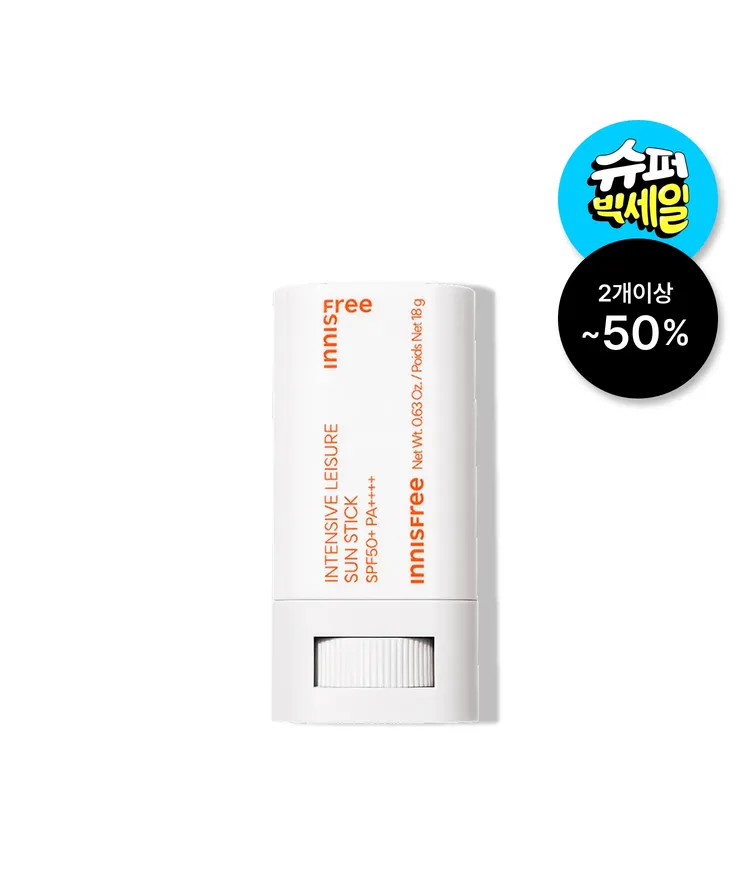 이니스프리 인텐시브 레져 선스틱은 SPF 50+ PA++++의 강력한 자외선 차단 효과를 갖춘 3중 기능성 제품입니다. 끈적임 없이 보송한 워터프루프 제형으로 물과 땀에도 지워지지 않아 야외 활동 시 활용하기 좋습니다. 6-무첨가 포뮬러와 피부 자극 테스트 완료로 피부 부담을 줄였으며, 메이크업 위에도 매끈하고 간편하게 덧바를 수 있습니다.