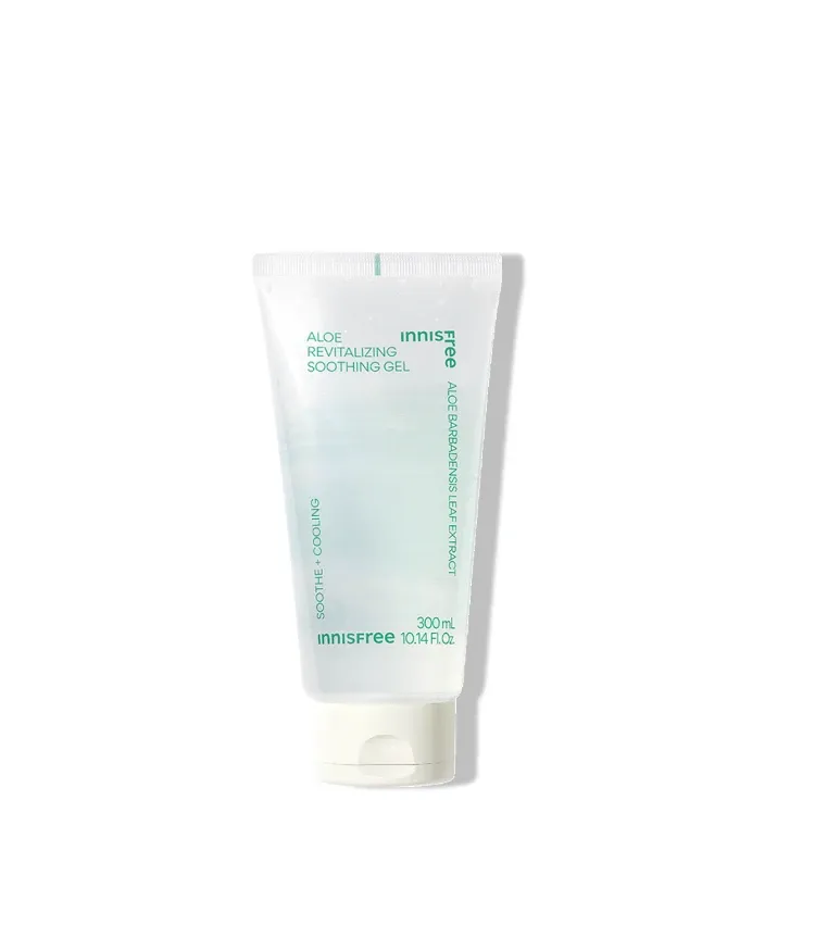 제주 알로에 속살 추출물을 함유한 포뮬라가 지친 피부에 즉각적으로 수분을 보충하여 생기있는 피부로 만들어주는 멀티 수딩젤