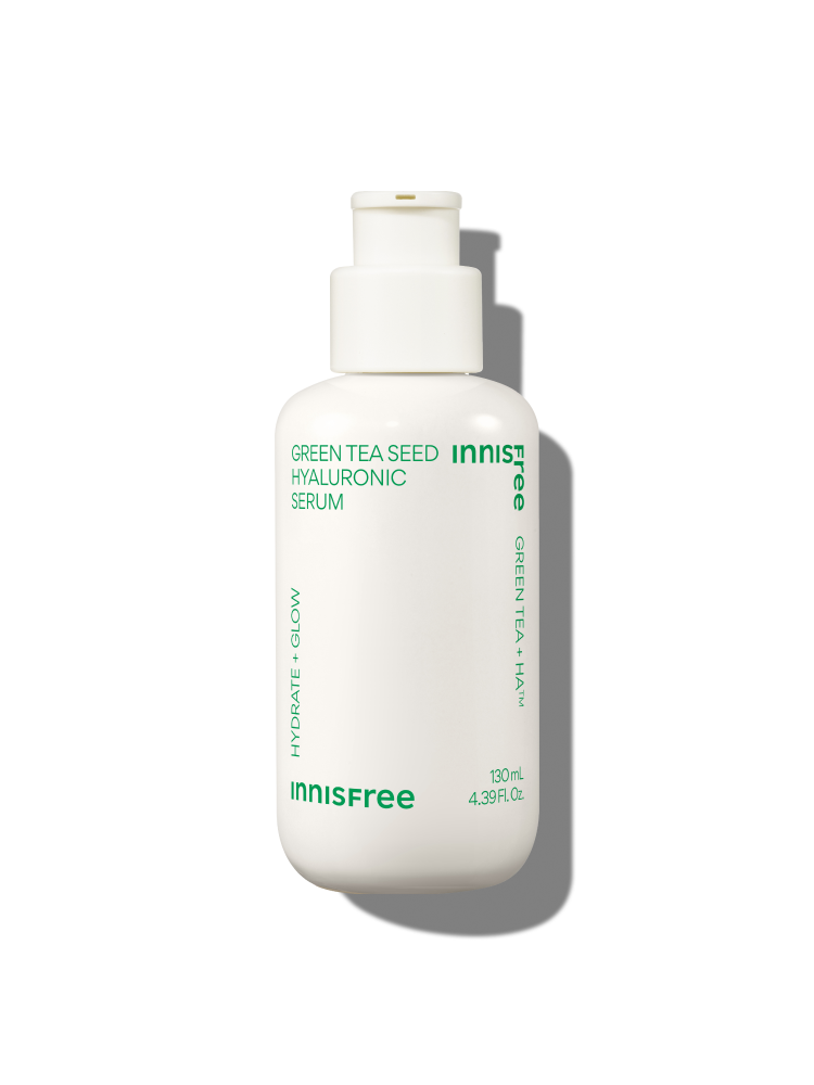 Green tea+HA™*이 함유된 순간 흡수 텍스쳐가 단숨에 피부 속건조를 개선하고 안정된 수분 밸런스로 피부를 건강하게 가꾸어주는 수분 세럼 *오직 피부 보습을 위해 개발된 녹차(뷰티그린티™) 추출물+ 흡수력과 지속력이 보다 강한 히알루론산으로 이루어진 강력한 수분 콤플렉스
