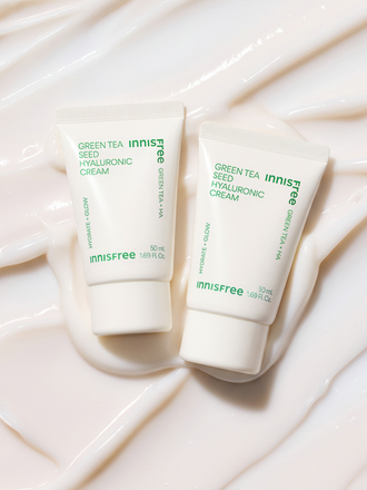 자극 받은 피부를 평온하게 진정, 수분-평정 크림 그린티와 5종 히알루론산의 만남으로 10초만에 흡수, 100시간 지속되는 수분 밸런스, 이니스프리 대표 수분크림 추천! 그린티 히알루론산 수분 크림