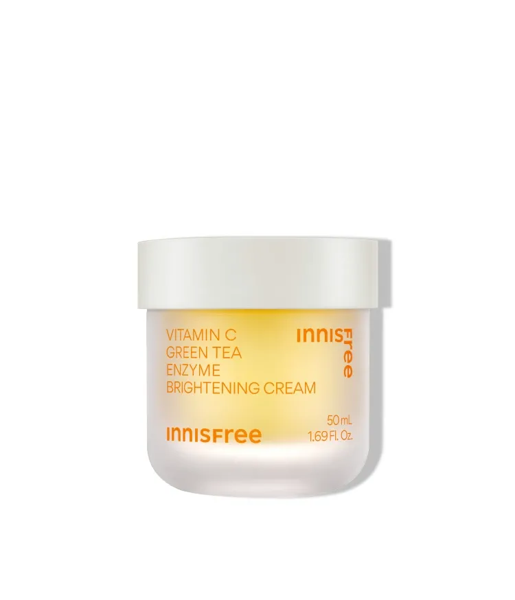 고농축 비타민C 성분이 피부 톤을 맑고 화사하게 밝혀주는 이니스프리 비타민C 캡슐 크림. 항산화, 피부결, 속보습, 잡티케어는 물론 건강한 광채 피부 톤업 케어까지 토탈 케어가 가능한 저자극 비타민C 크림