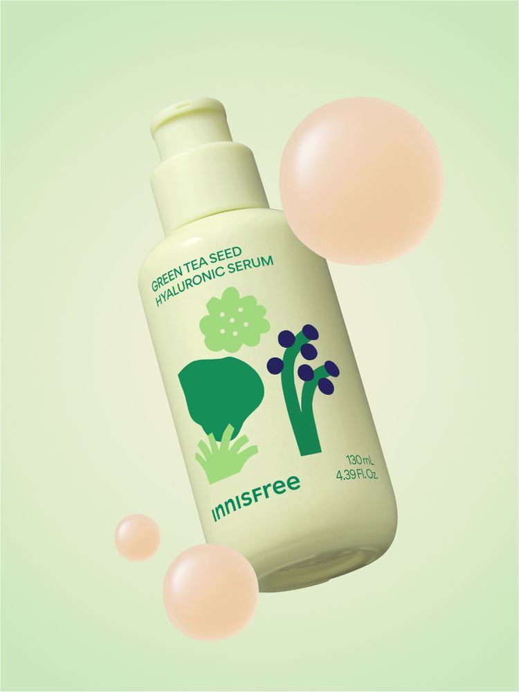 Green tea+HA™*이 함유된 순간 흡수 텍스쳐가 단숨에 피부 속건조를 개선하고 안정된 수분 밸런스로 피부를 건강하게 가꾸어주는 한정판 마키토이 콜라보 수분 세럼 *오직 피부 보습을 위해 개발된 녹차(뷰티그린티™) 추출물+ 흡수력과 지속력이 보다 강한 히알루론산으로 이루어진 강력한 수분 콤플렉스