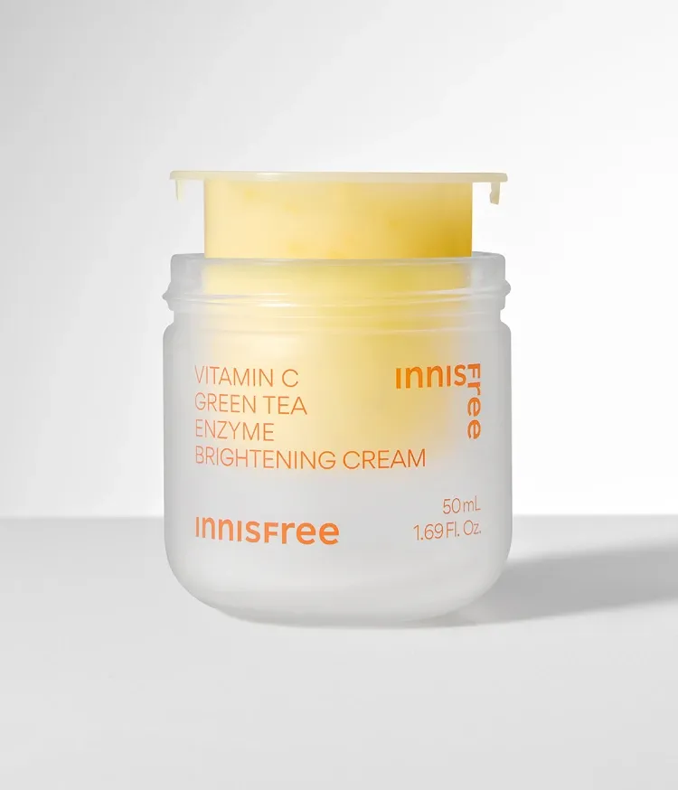 비타민C 캡슐이 담긴 크림이 피부톤+잡티+보습까지 한 번에 케어해 환하게 빛나는 피부로 가꿔주는 비타민C 수분크림 [리필]