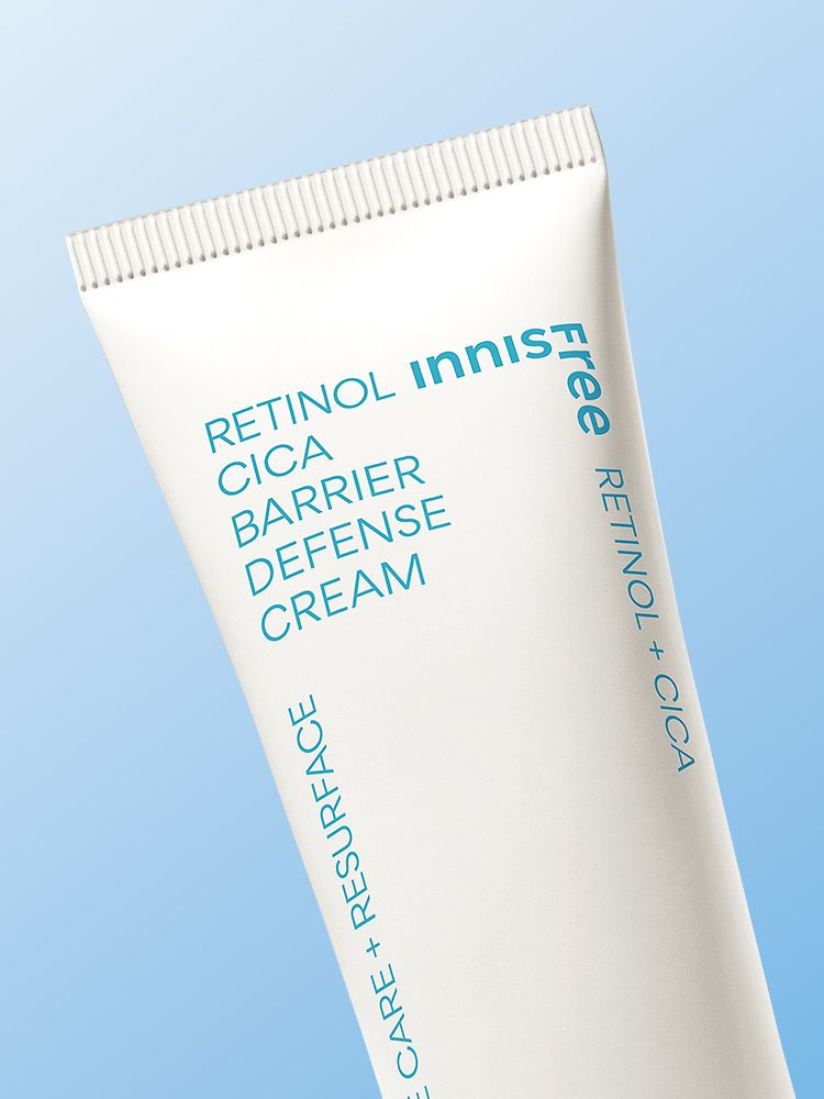 갓 생긴 트러블의 개선으로 건강한 피부 솔루션 케어와 잡티흔적, 피부결까지 다양한 피부 트러블을 케어해주는 수분감 가득, 촉촉한 저자극 이니스프리 레티놀 시카 흔적 크림