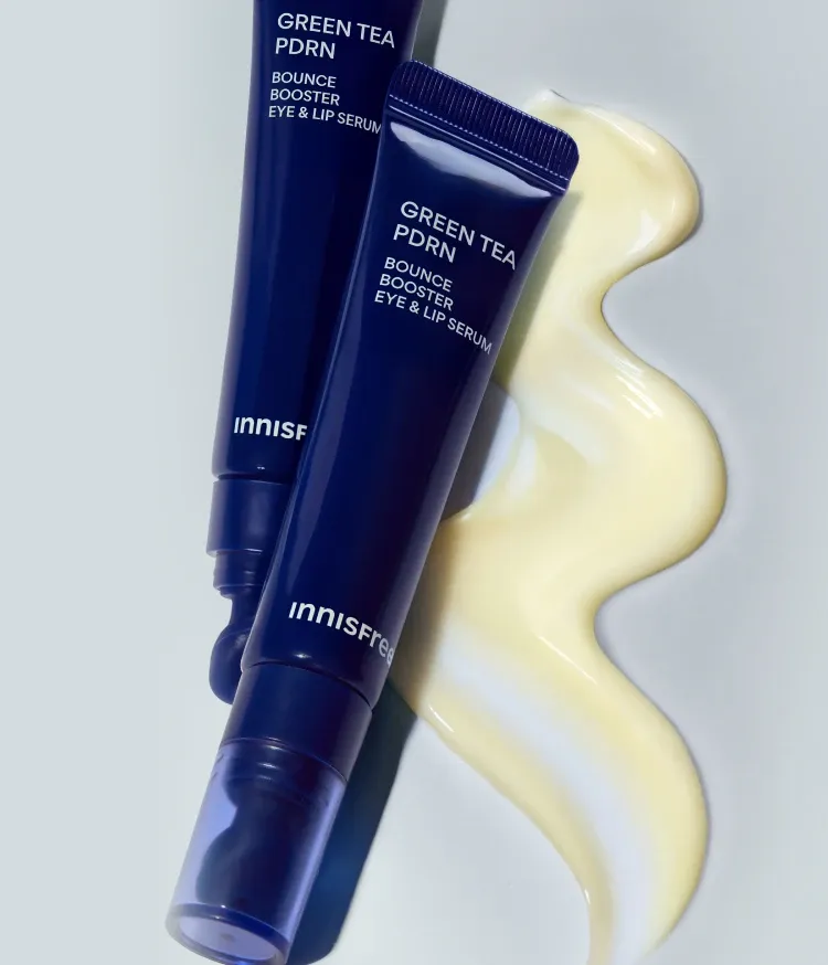 그린티 PDRN™*, 캡슐 레티놀, 펩타이드로 조합된 포뮬러가 눈가·입가의 표정 라인에 탄력을 더해 탄탄하고 매끈한 피부로 가꿔주는 아이 & 립 세럼
